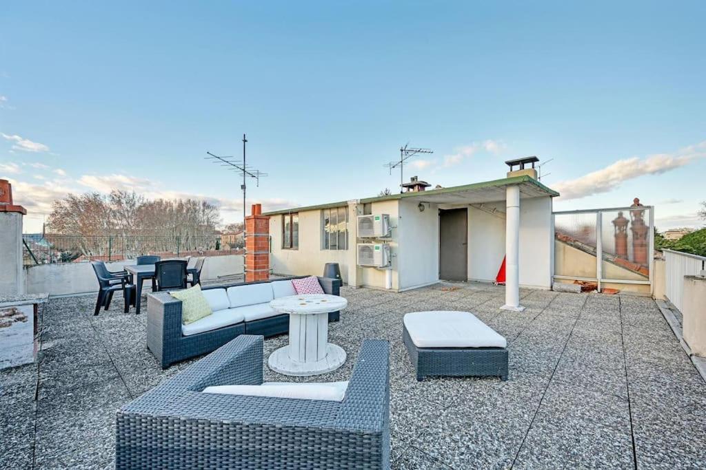 The Rooftop - Ac Clim - Wi-Fi - Parking Gratuit Dans La Rue Avinhão Exterior foto